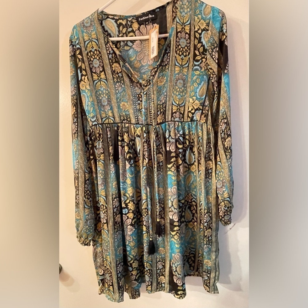 Fashion Fuse boho top/dress; multi color (mostly blues and golds); size small